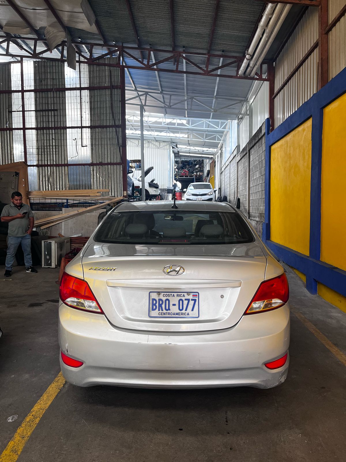 Hyundia Accent 2015 ID : BRQ077