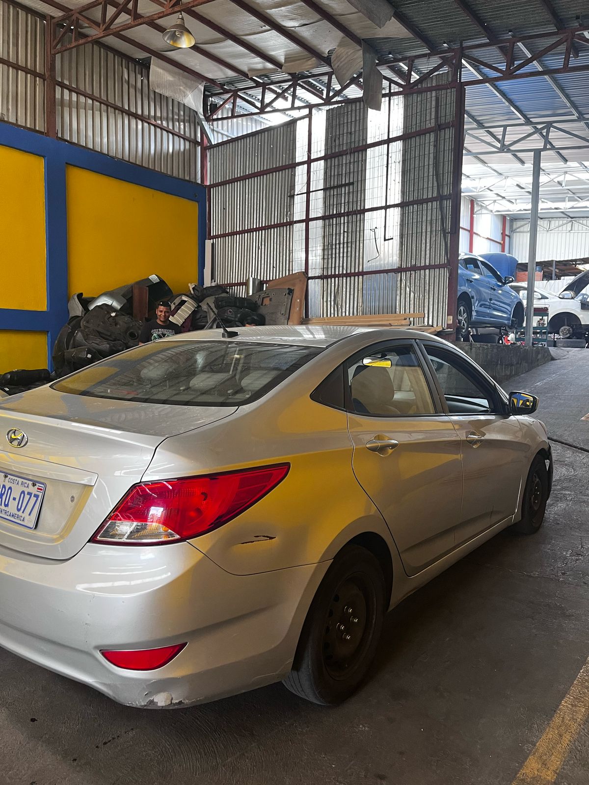 Hyundia Accent 2015 ID : BRQ077