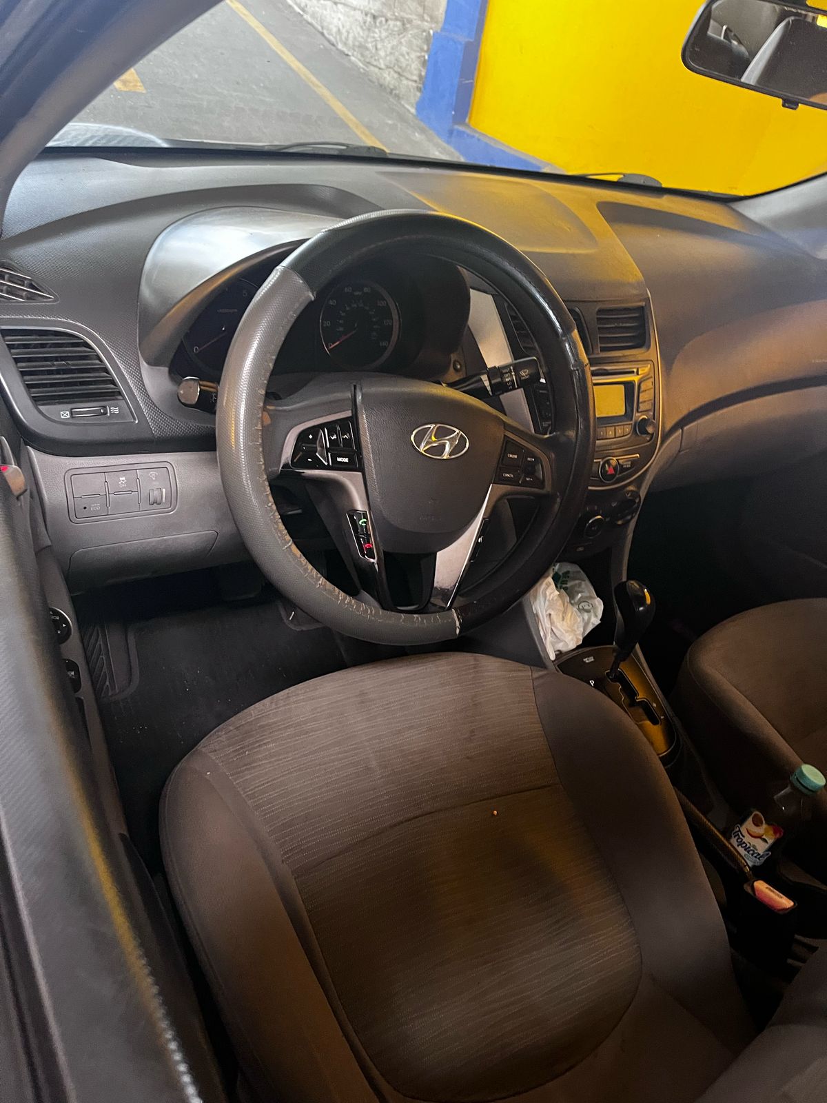 Hyundia Accent 2015 ID : BRQ077
